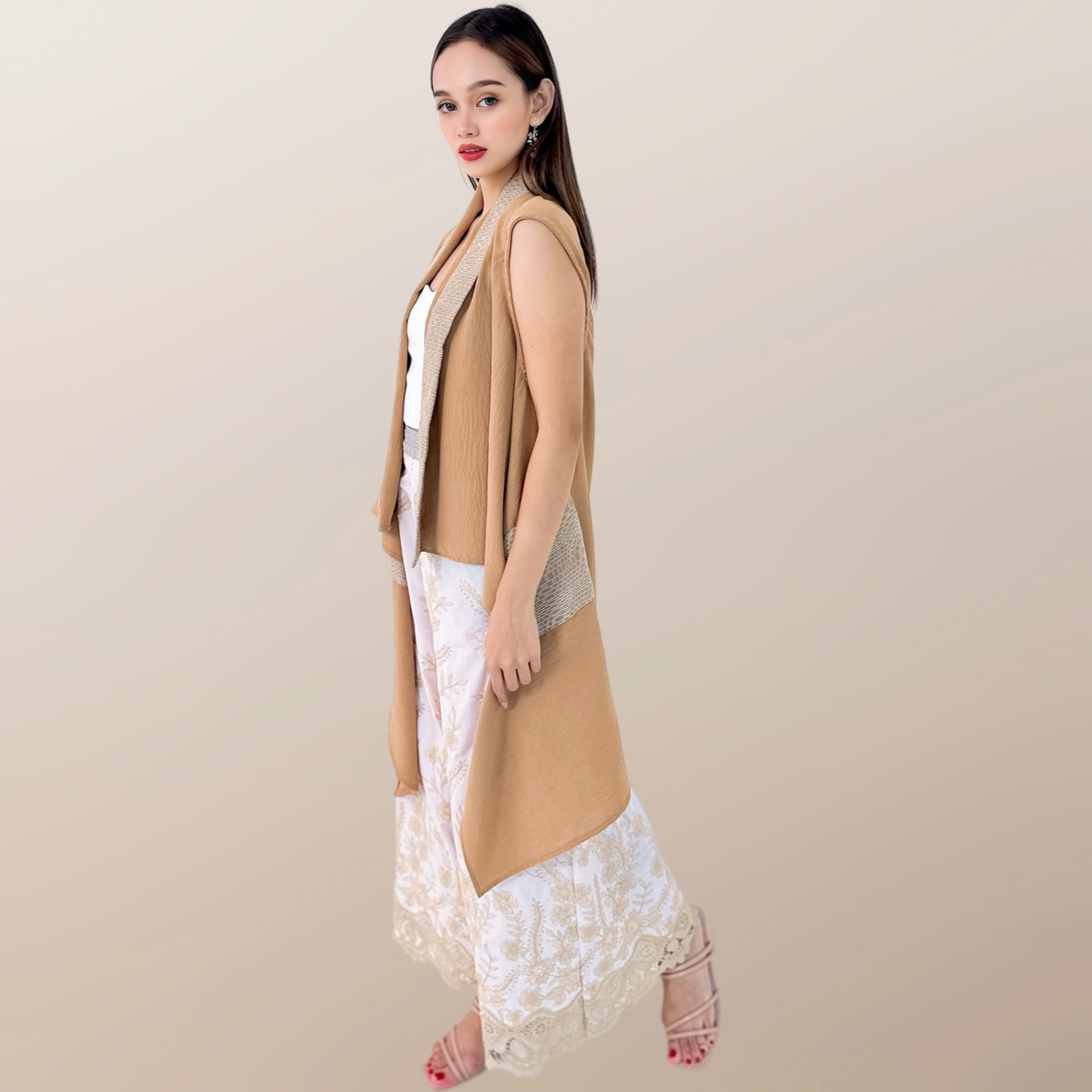 Amparo Vest (Tan)