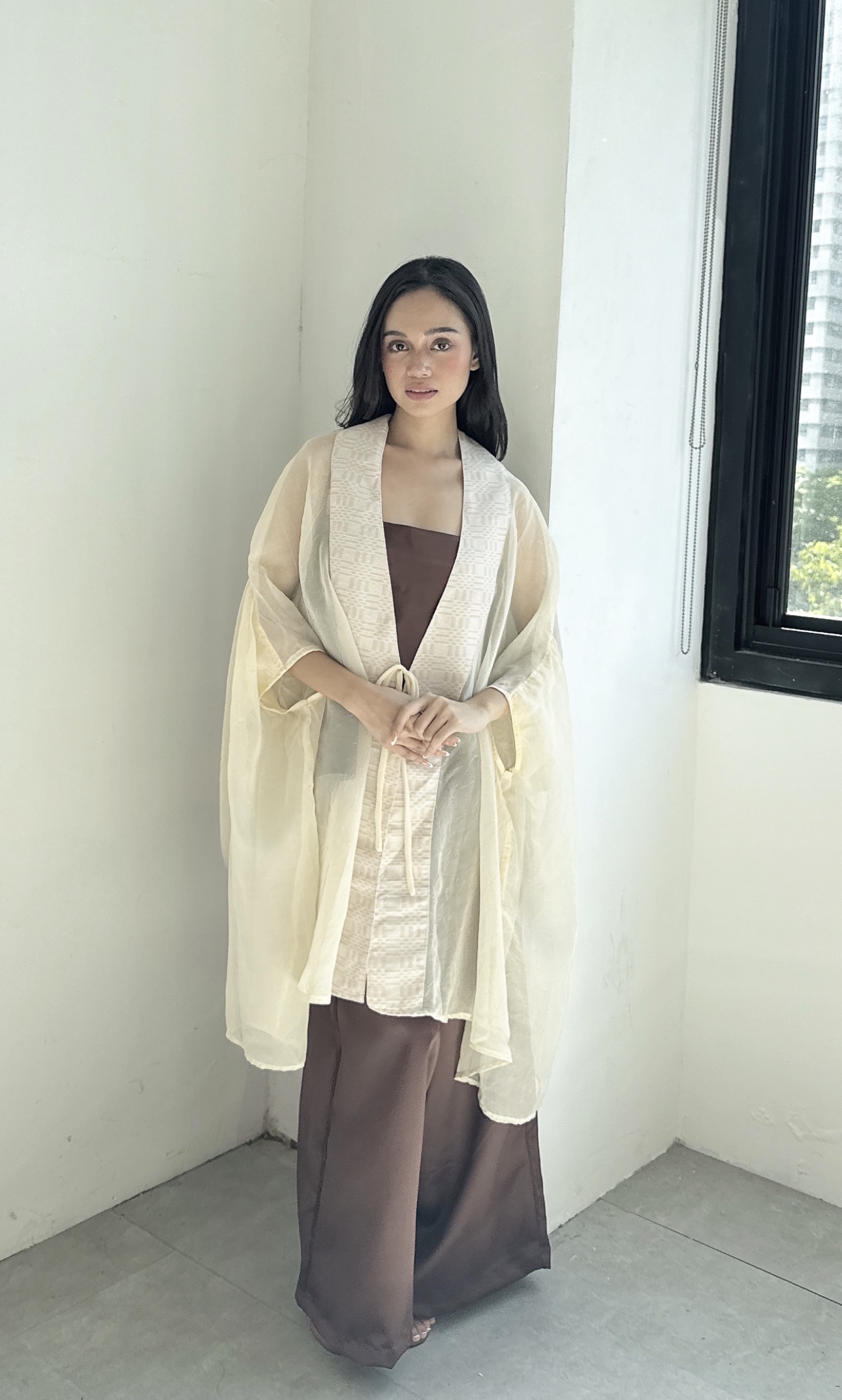 Anita Cape Vest (Cream)